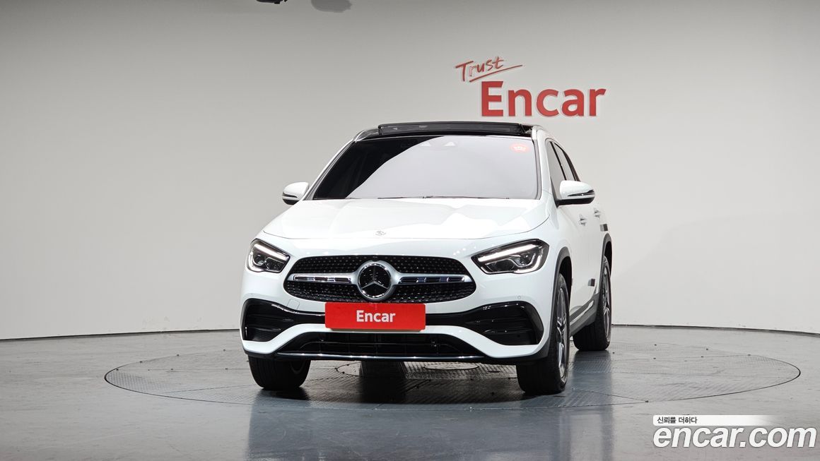 Mercedes-Benz GLA-Class GLA250 4MATIC, 2023
