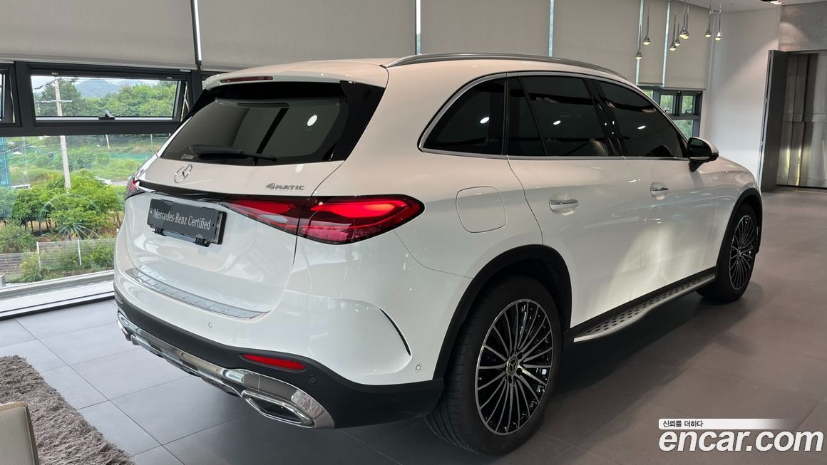 Mercedes-Benz GLC-Class GLC300 4MATIC AMG Line, 2024