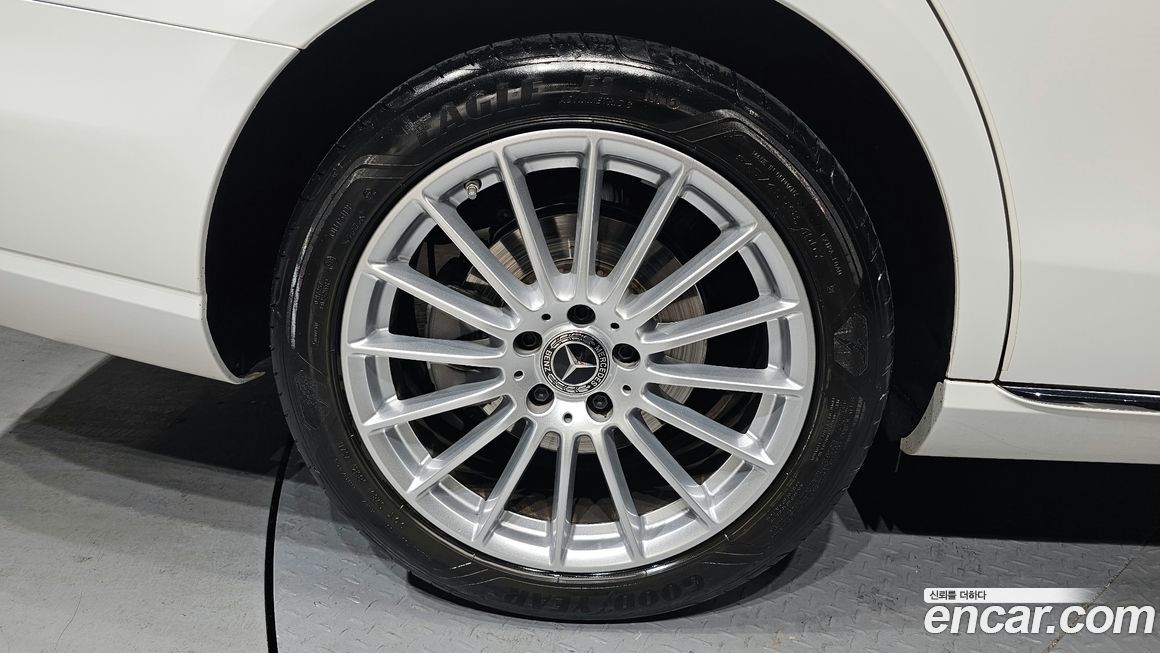 Mercedes-Benz E-Class E250 Exclusive, 2022