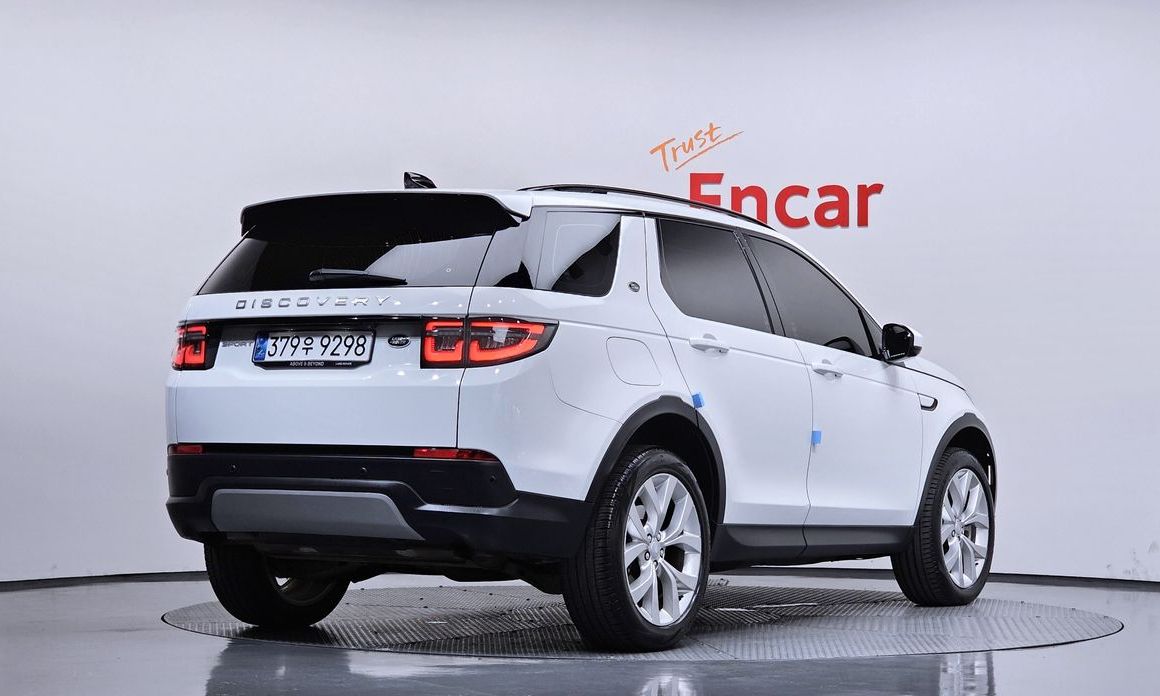 Land Rover Discovery Sport P250 SE, 2022
