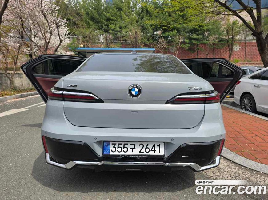BMW 7-Series 740d xDrive M Sport, 2025