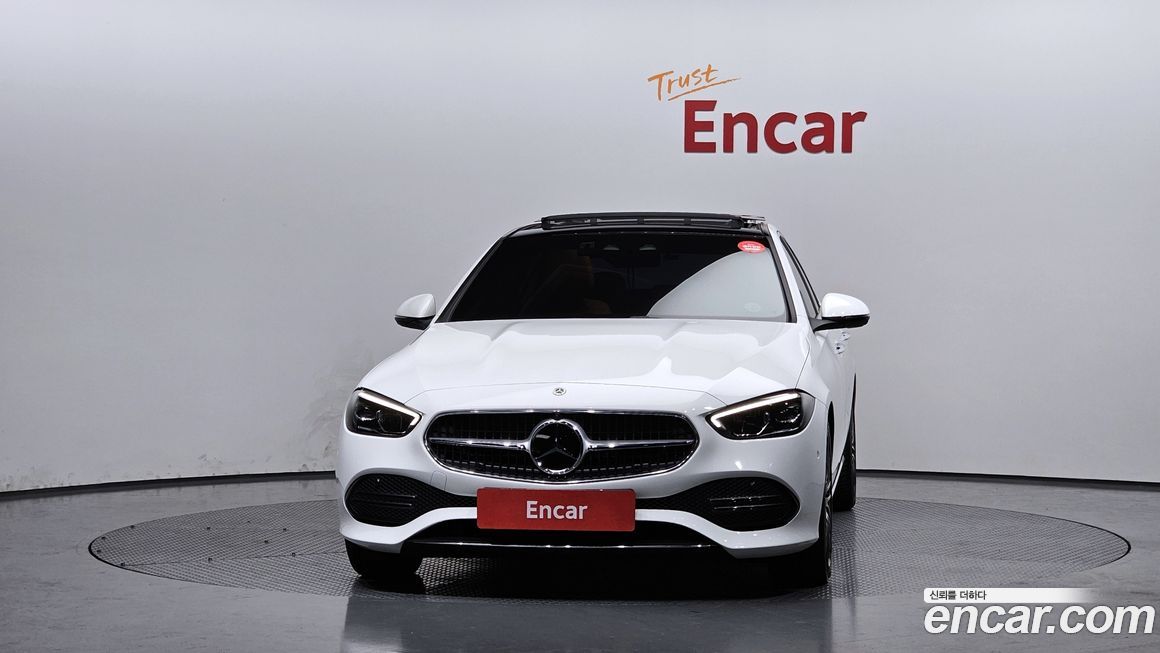 Mercedes-Benz C-Class C300 4MATIC Avantgarde, 2024