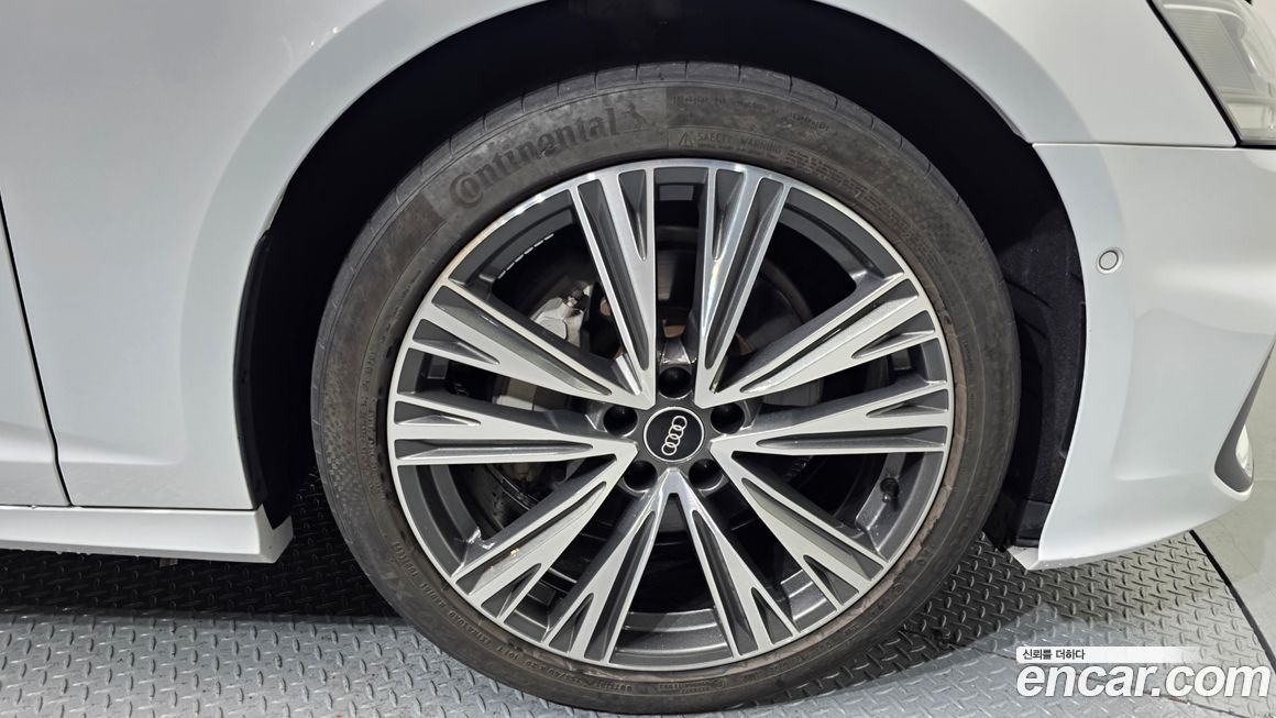 Audi A6 45 TFSI Quattro Premium, 2023