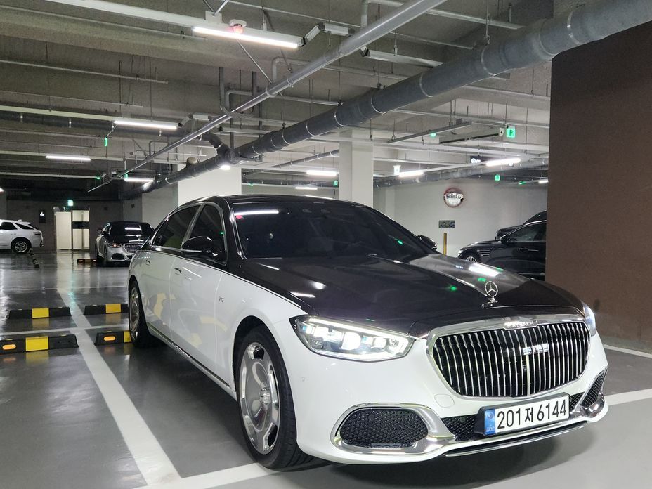 Mercedes-Benz S-Class Maybach S580 4MATIC, 2024