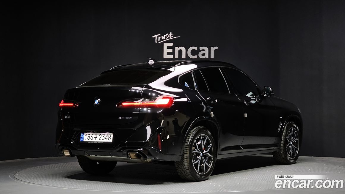 BMW X4 xDrive20i M Sports Pro, 2023