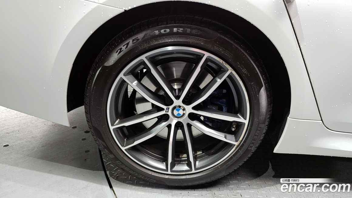 BMW 5-Series 520i M Sport, 2023