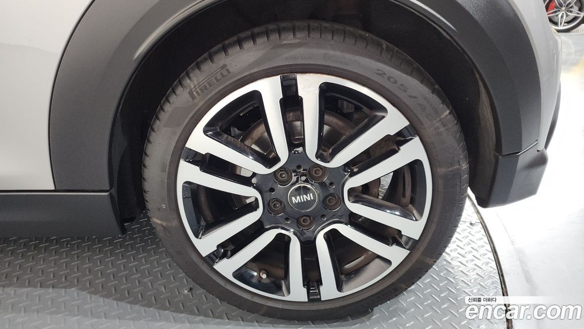 Mini Cooper Convertible Classic, 2024