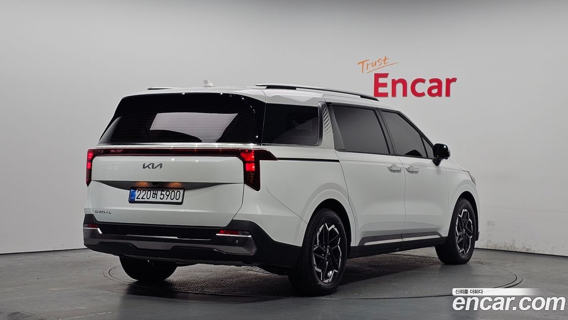 Kia Carnival 9-Seater Noblesse, 2025