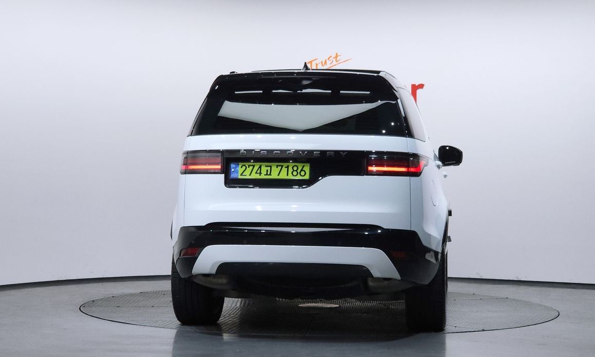 Land Rover Discovery D300 Dynamic HSE, 2024