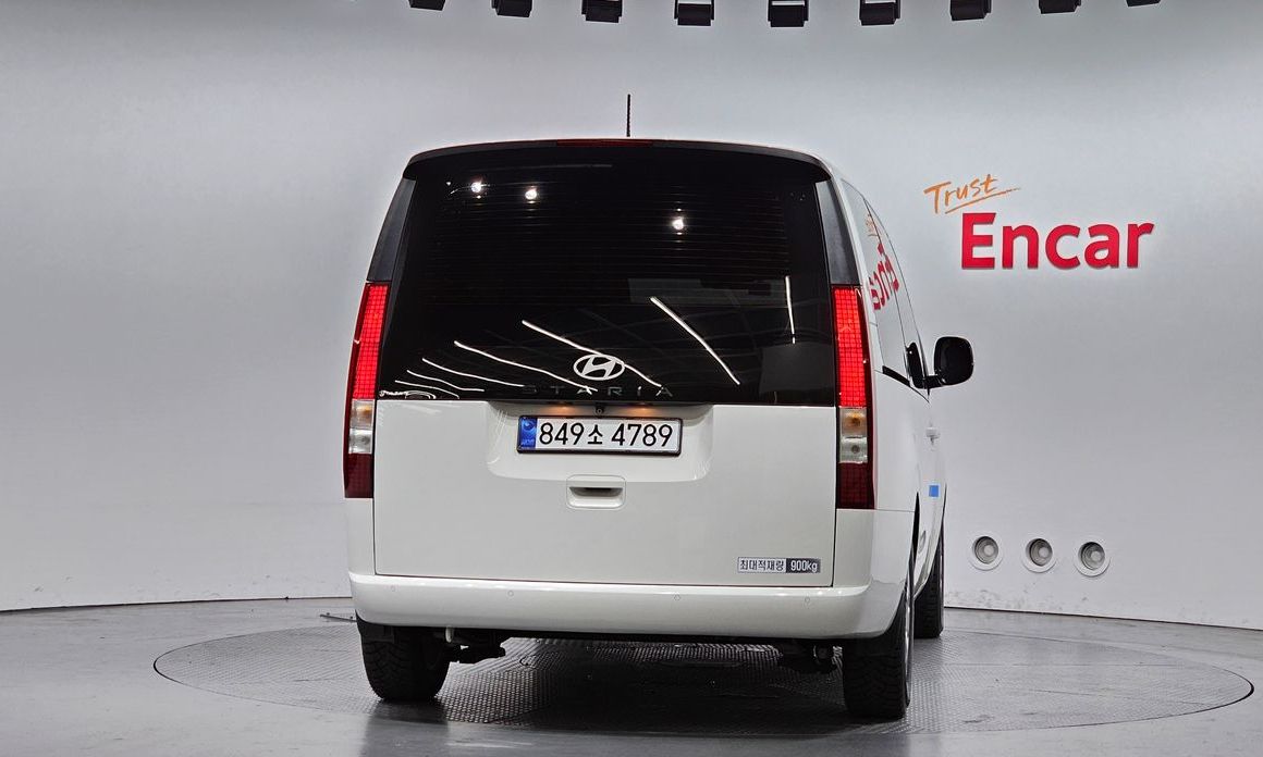 Hyundai Staria Cargo 3-Seater, 2025