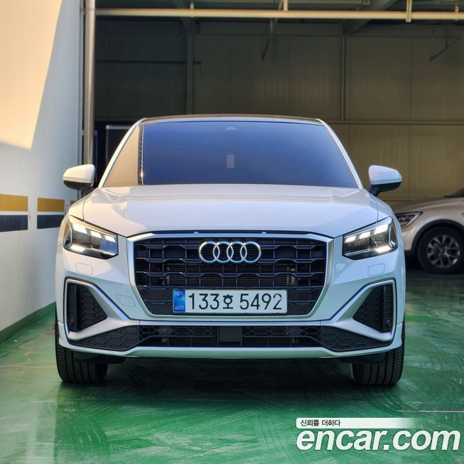 Audi Q2 35 TDI Premium, 2023