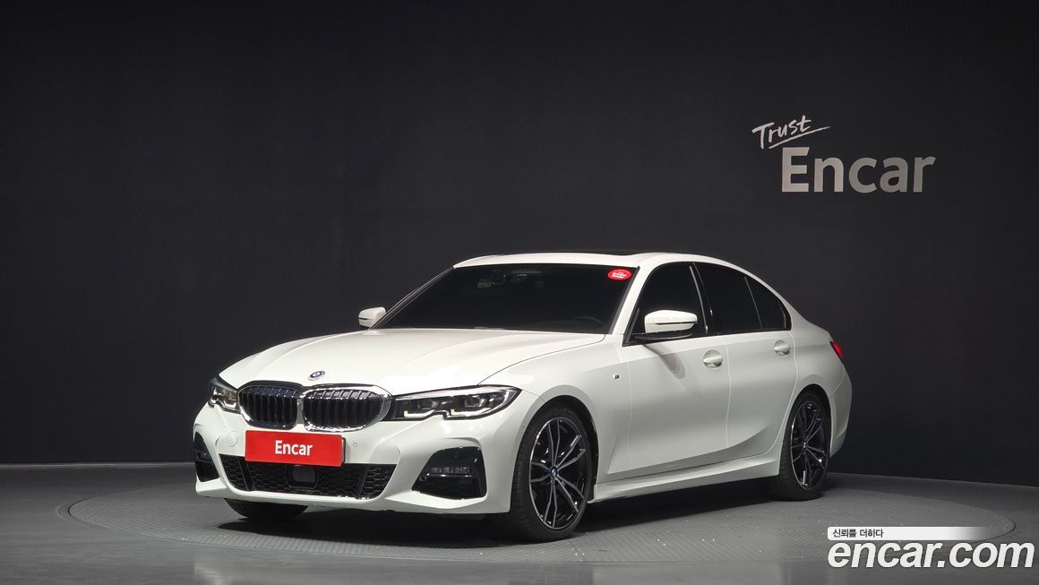 BMW 3-Series 320i M Sport, 2022