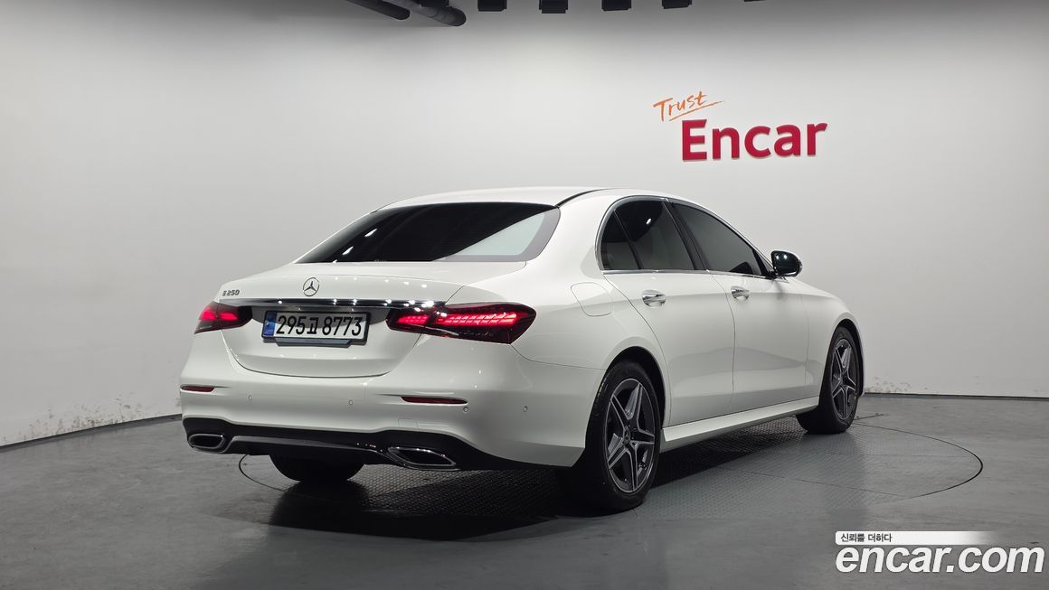 Mercedes-Benz E-Class E250 AMG Line, 2023