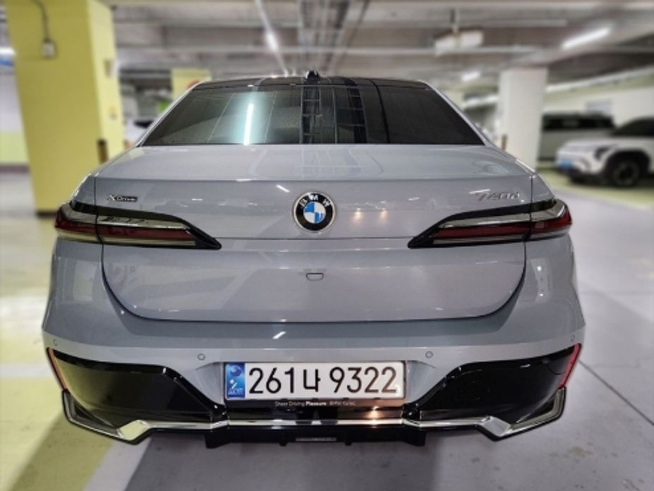 BMW 7-Series 740d xDrive M Sport, 2024