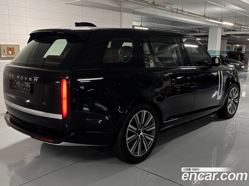 Land Rover Range Rover P530 Autobiography Long Wheel Base, 2026