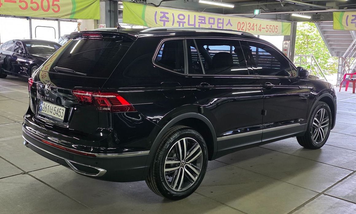 Volkswagen Tiguan 2.0 TSI Prestige, 2024