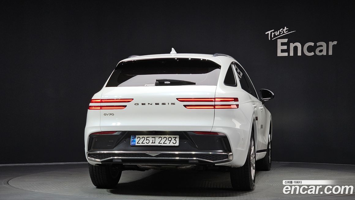 Genesis GV70 2.5T Gasoline 2WD, 2025