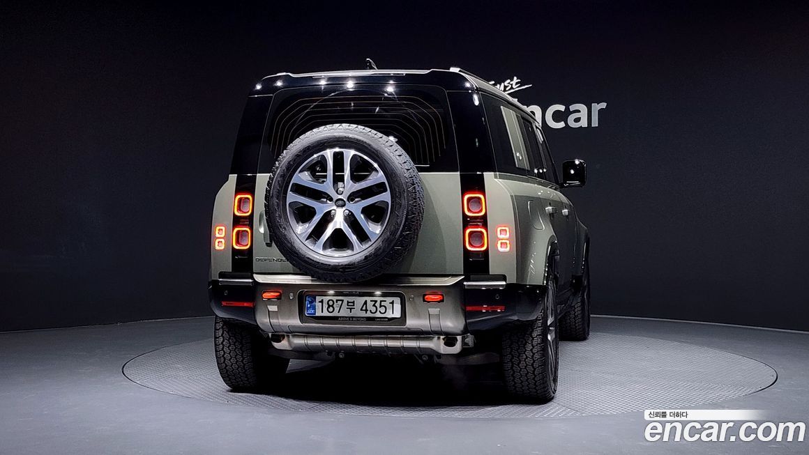 Land Rover Defender 110 P400 X, 2024