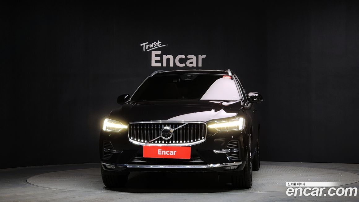 Volvo XC60 B5 Ultimate Bright, 2024