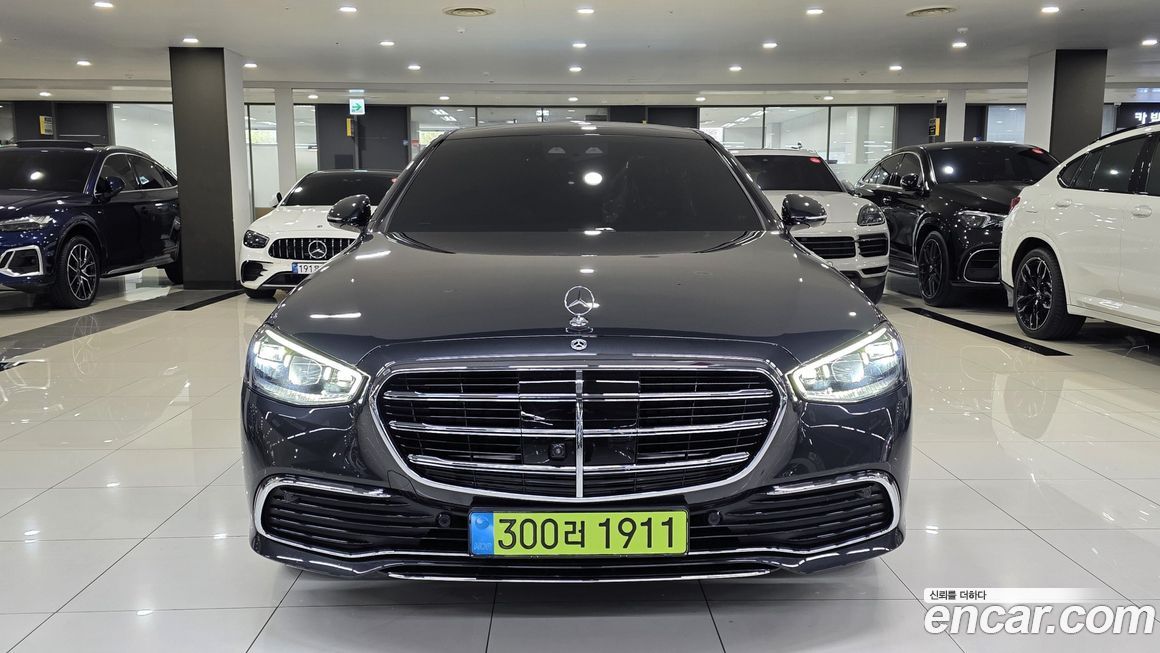 Mercedes-Benz S-Class S350 d 4MATIC, 2025