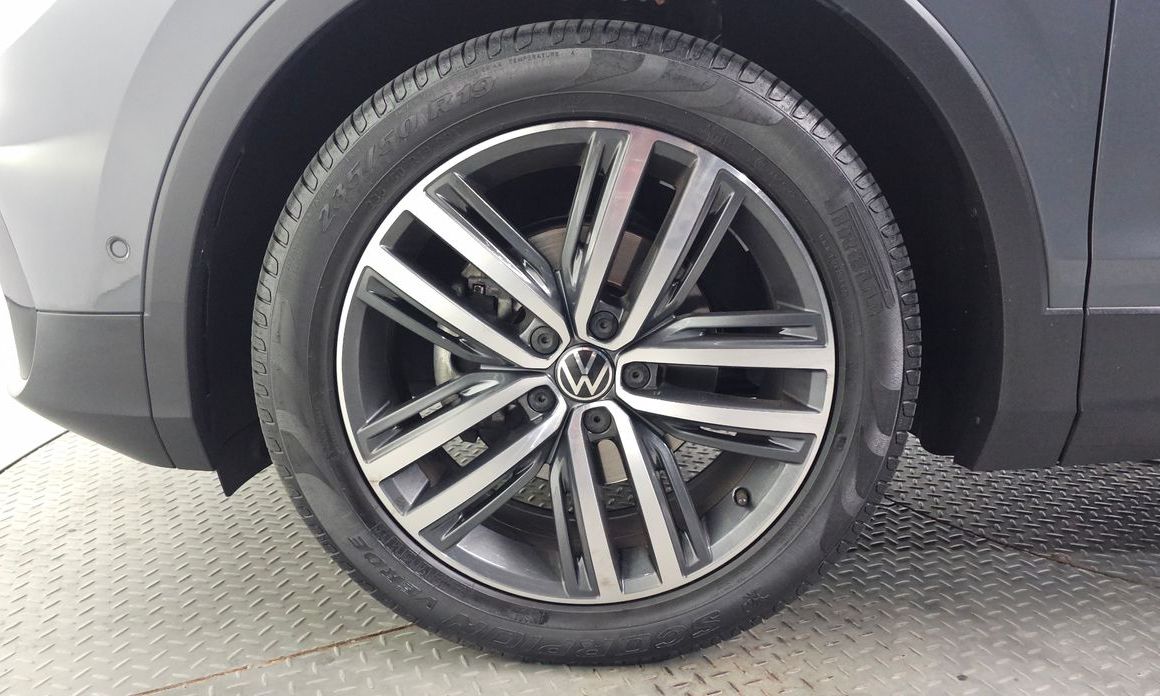 Volkswagen Tiguan 2.0 TDI Prestige, 2024