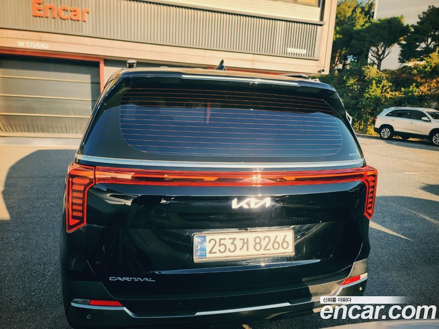 Kia Carnival 9-Seater Noblesse, 2025