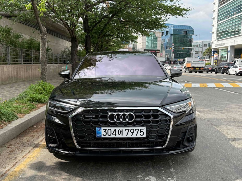 Audi A8 55 TFSI Quattro LWB, 2023