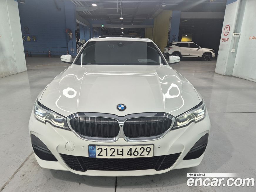 BMW 3-Series 320d M Sport, 2022