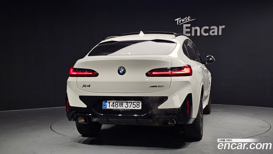 BMW X4 xDrive20i M Sports Pro, 2024