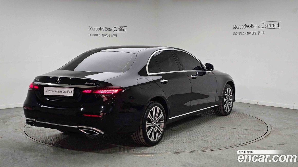 Mercedes-Benz E-Class E350 4MATIC Exclusive, 2023