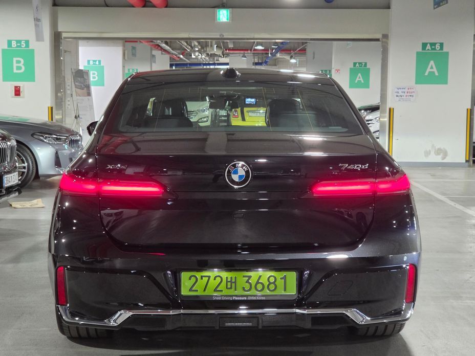 BMW 7-Series 740d xDrive M Sport, 2025