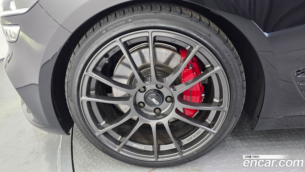 Genesis G70 Gasoline 2.0T 2WD, 2022