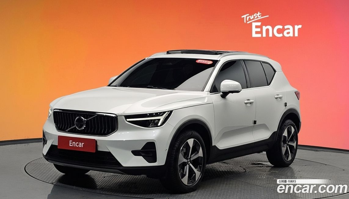 Volvo XC40 B4 Ultimate Bright, 2023