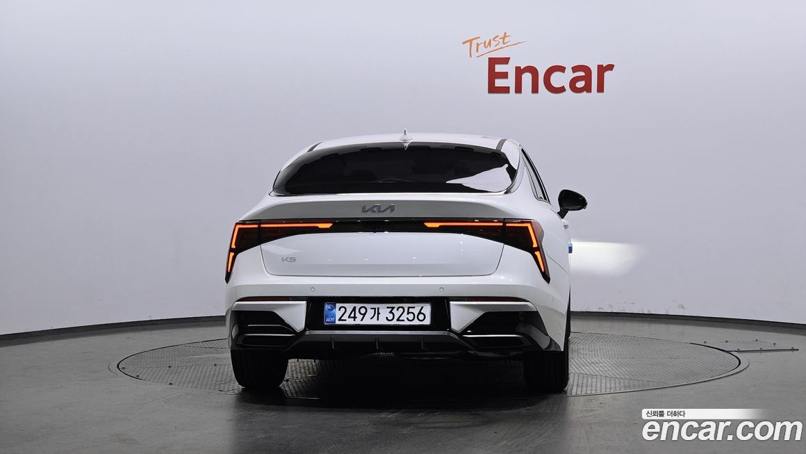 Kia K5 1.6 Turbo, 2025