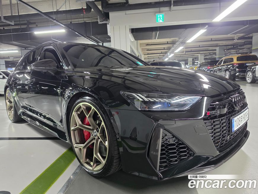 Audi RS6 4.0 TFSI Quattro Avant Performance, 2025