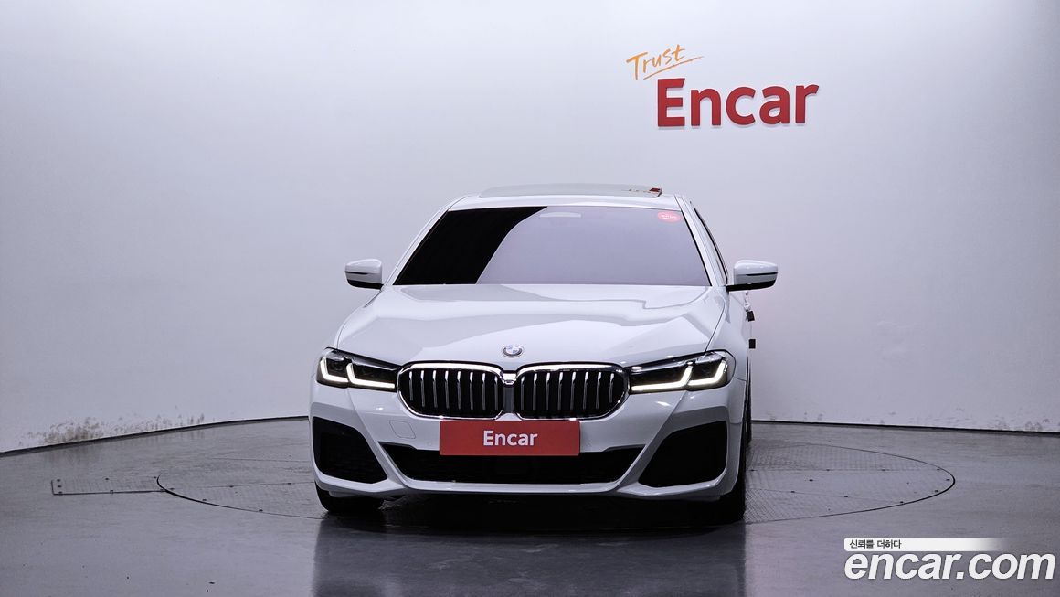 BMW 5-Series 520i M Sport, 2023