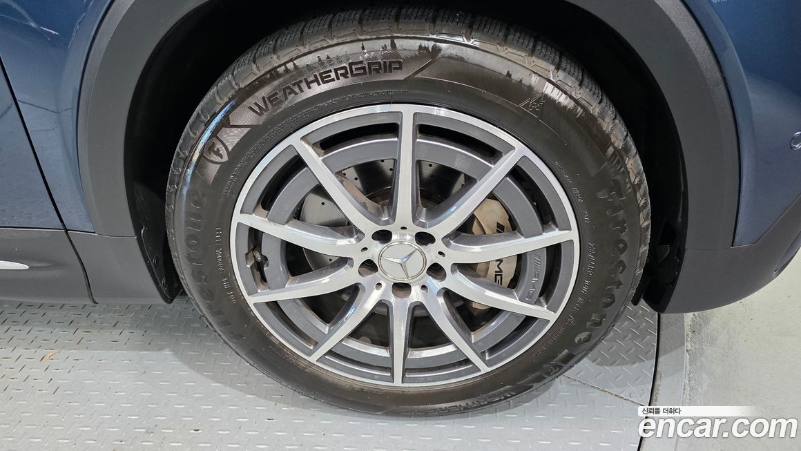 Mercedes-Benz GLB-Class AMG GLB35 4MATIC, 2023