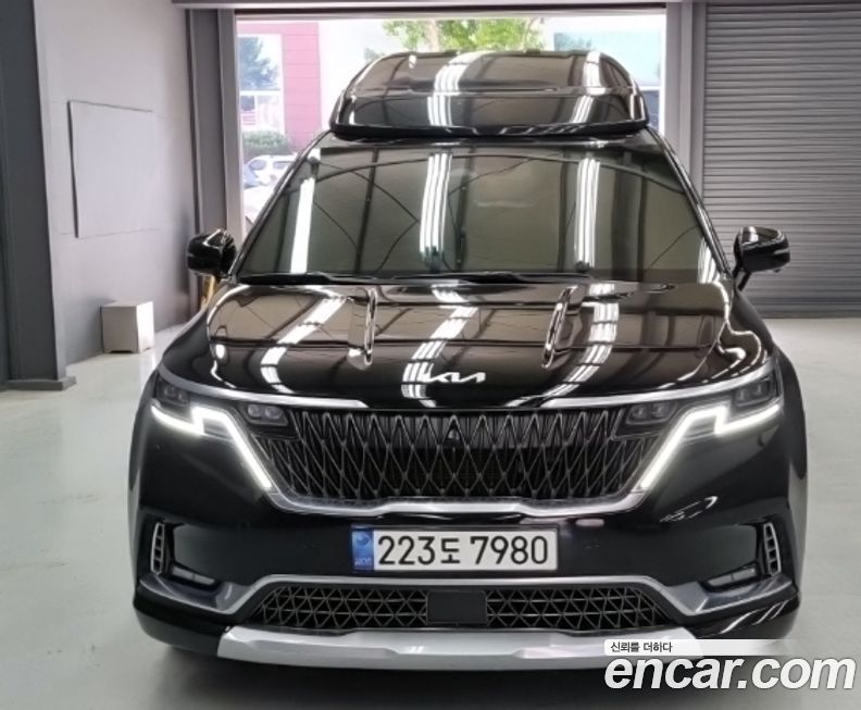 Kia Carnival 7-Seater Hi-Limousine, 2021