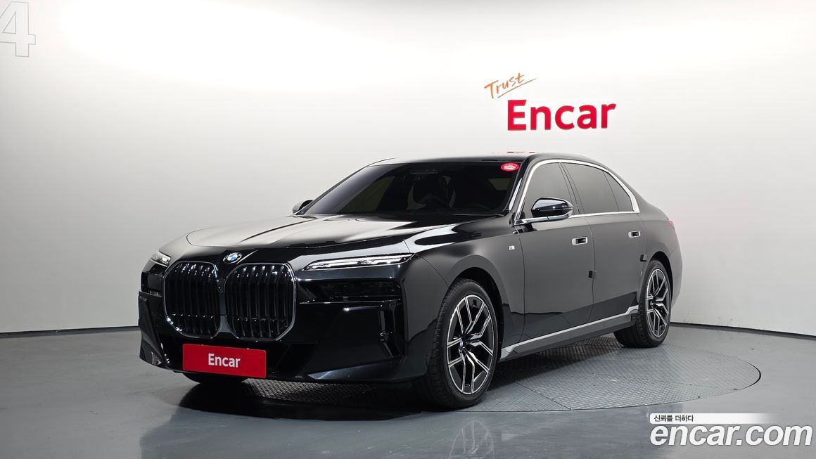 BMW 7-Series 740d xDrive M Sport, 2025