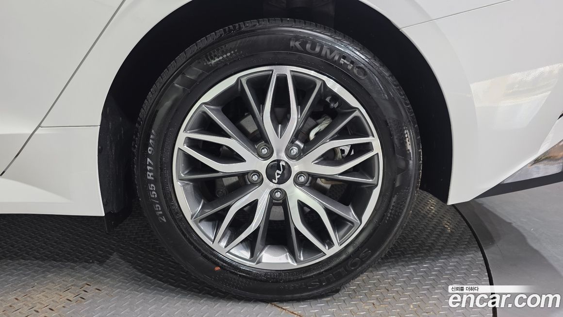 Kia K5 2.0, 2022