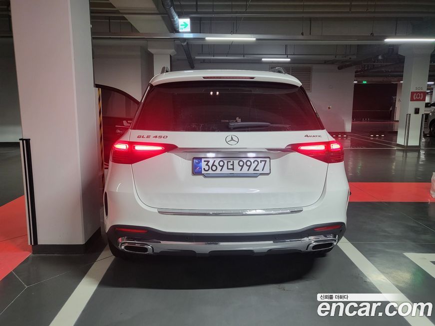 Mercedes-Benz GLE-Class GLE450 4MATIC AMG Line, 2025