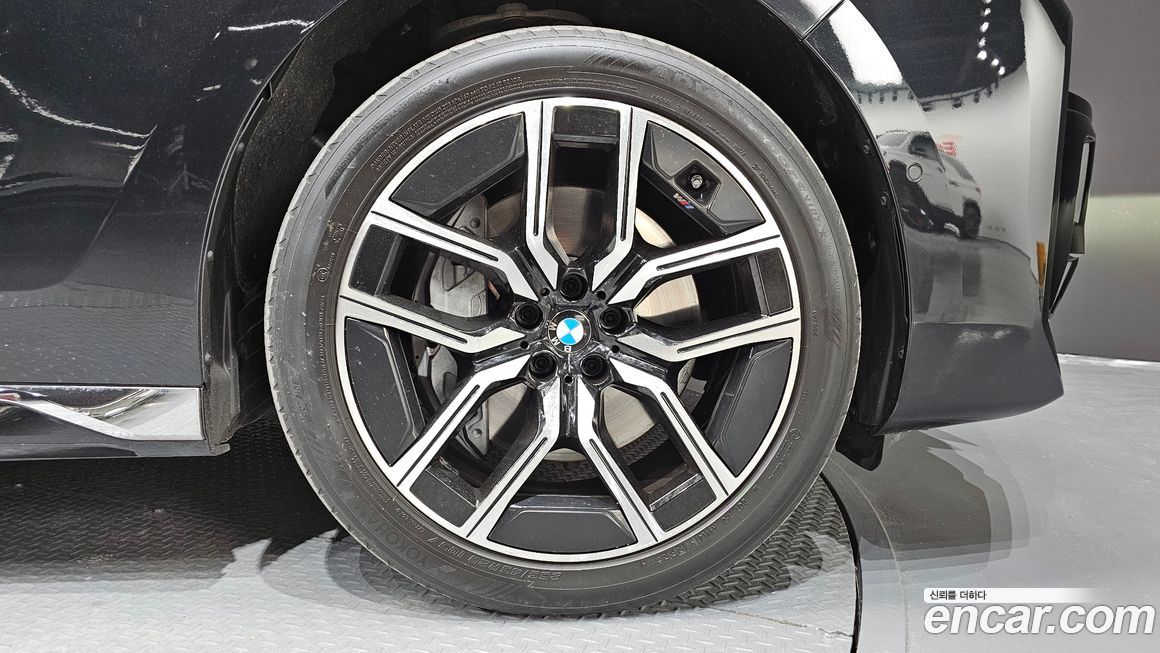 BMW 7-Series 740i xDrive M Sport, 2024