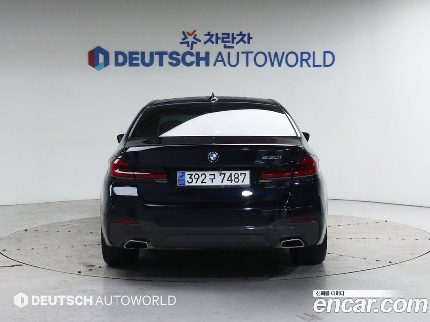 BMW 5-Series 530i M Sport Package, 2022