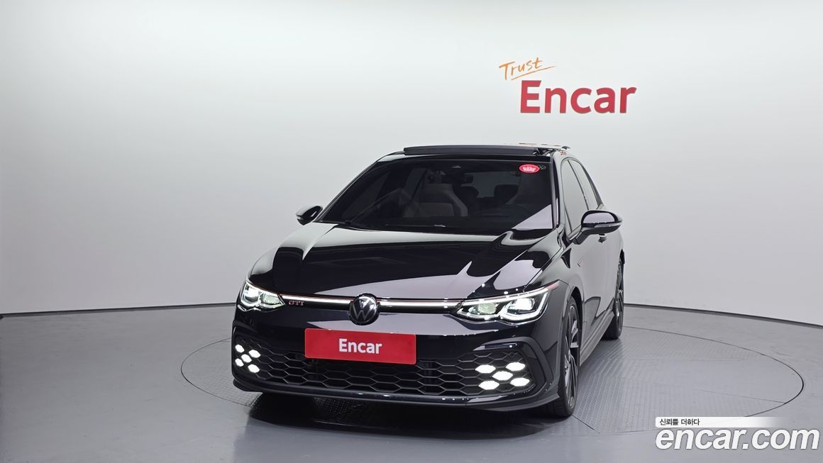 Volkswagen Golf 2.0 GTI, 2024