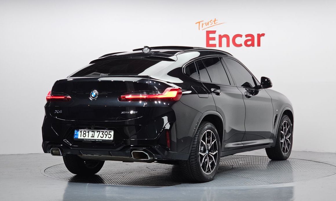 BMW X4 xDrive20i M Sport, 2022