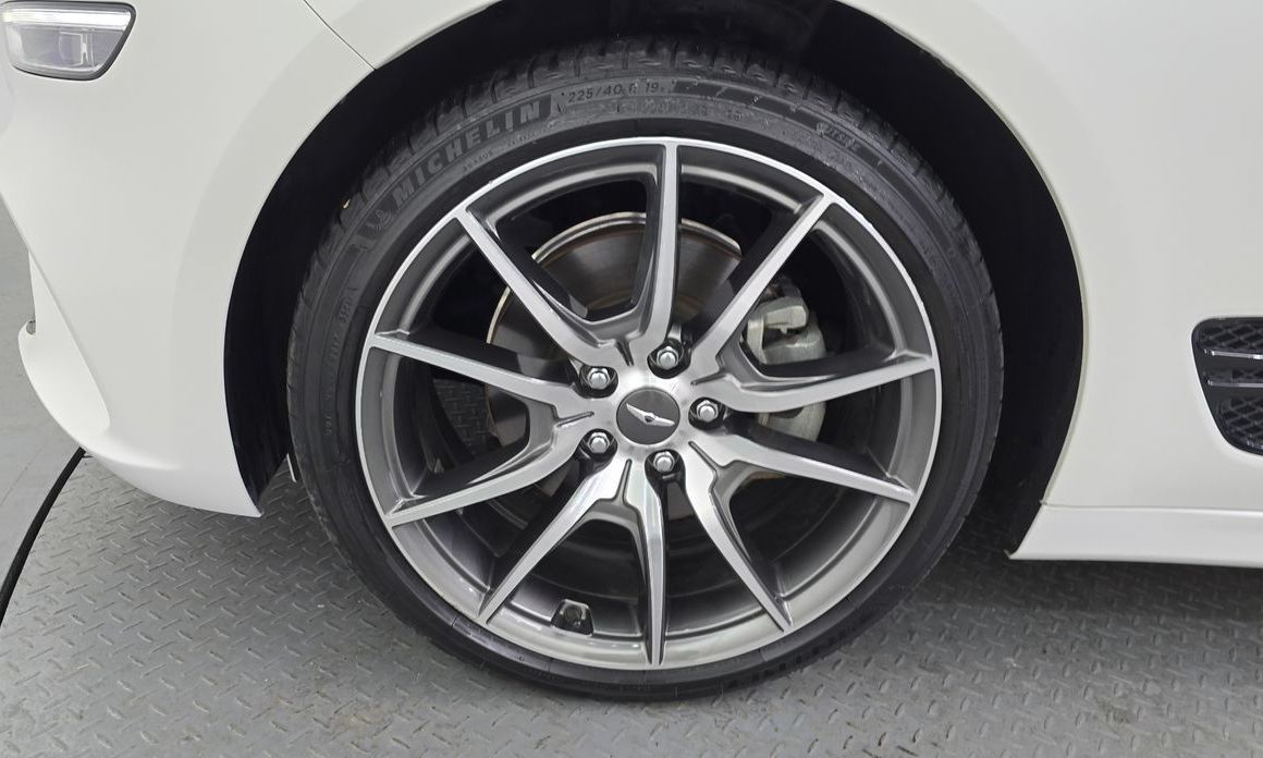 Genesis G70 Gasoline 2.0T 4WD, 2022