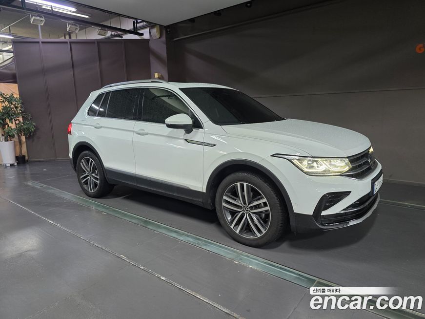 Volkswagen Tiguan 2.0 TDI 4Motion Prestige, 2023