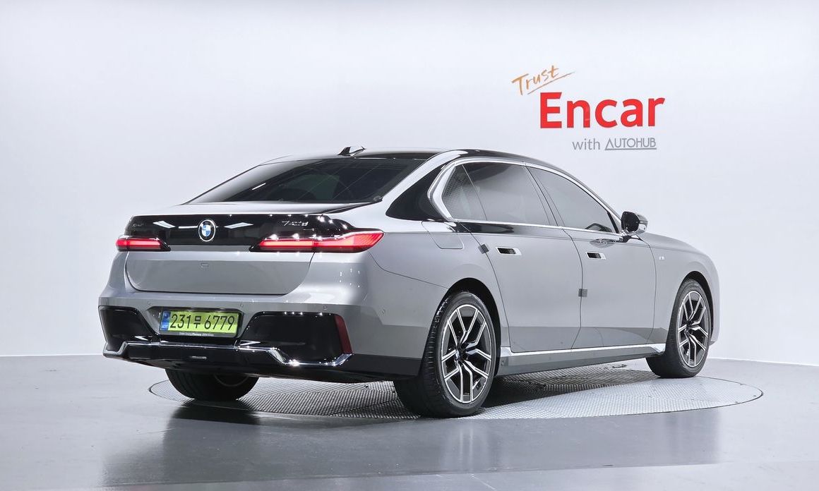 BMW 7-Series 740d xDrive M Sport, 2025