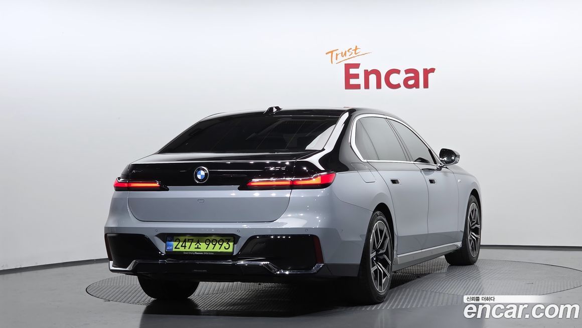 BMW 7-Series 740d xDrive M Sport, 2025