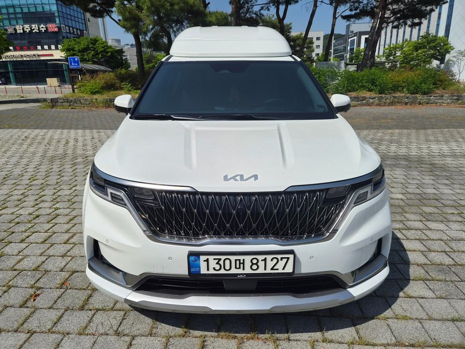 Kia Carnival 7-Seater Hi-Limousine, 2022
